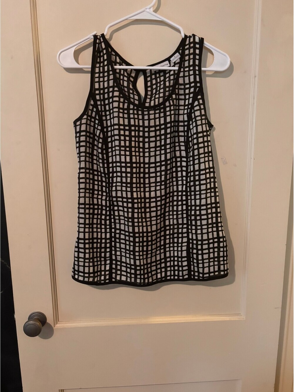 Liz Claiborne Sleeveless Black and White Checkered Top